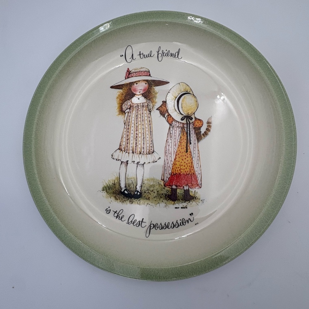 Vintage Holly Hobbie Collector Plate “A True Friend is the Best Possession”